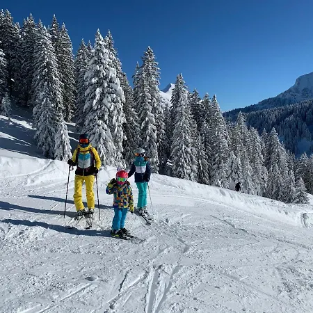 Monika-mellau Self-check-in 24-7