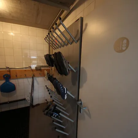 Monika-mellau Self-check-in 24-7